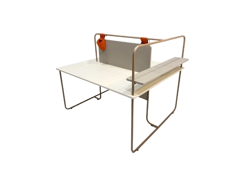 AURA WORKSTATION DESK